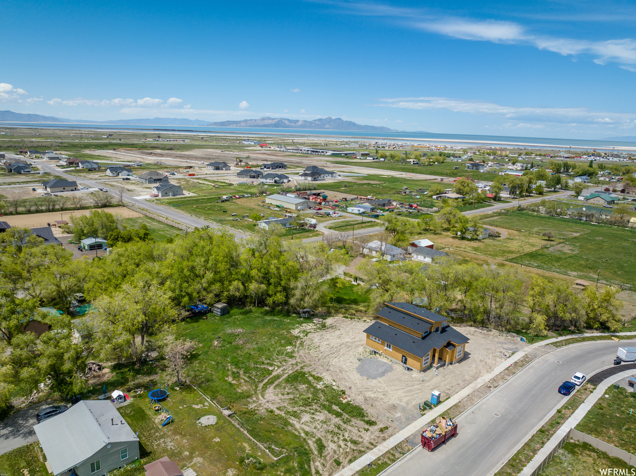 8035 N Park Meadow Ln, Tooele, Utah image 2