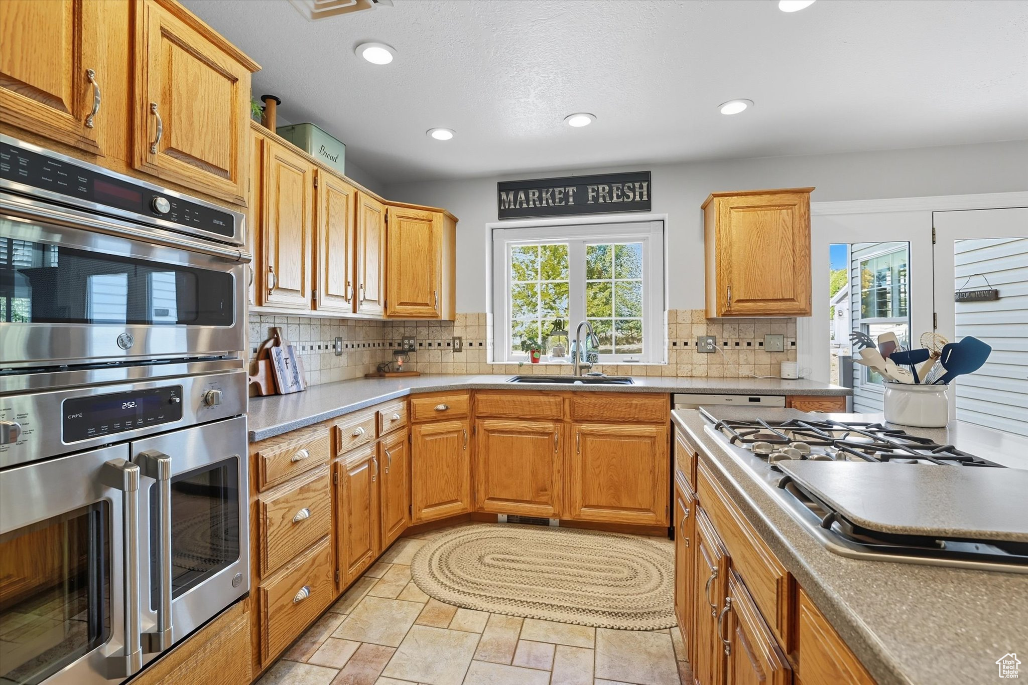 SUNRIDGE - Residential