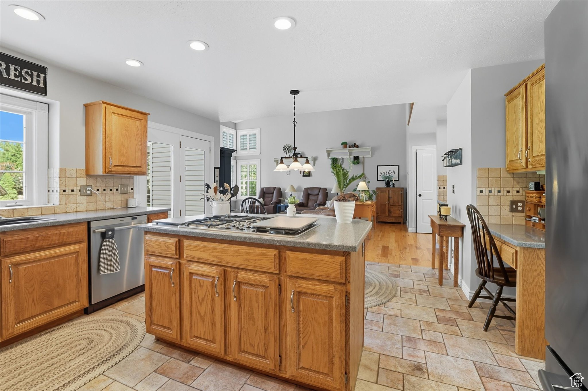 SUNRIDGE - Residential