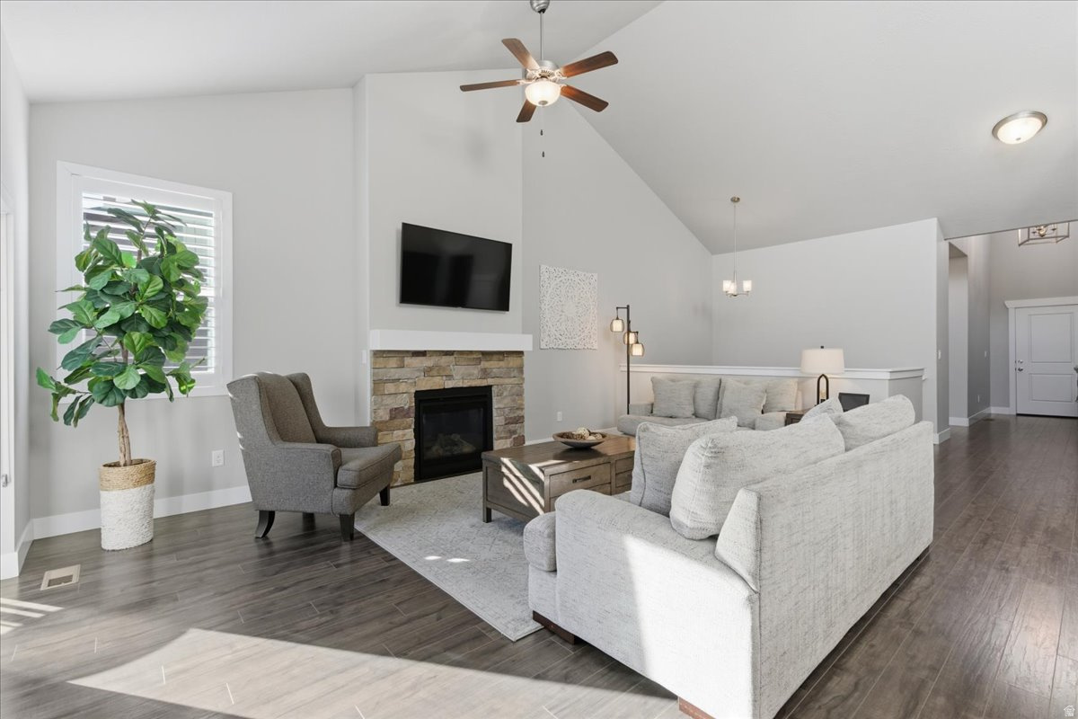 GLENMOOR GREENS - Residential