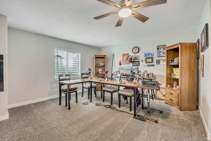 MUSTANG RIDGE - Residential