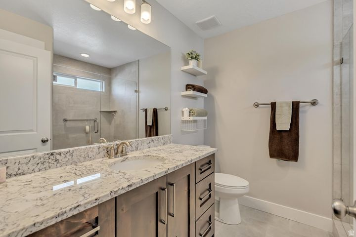 MUSTANG RIDGE - Residential