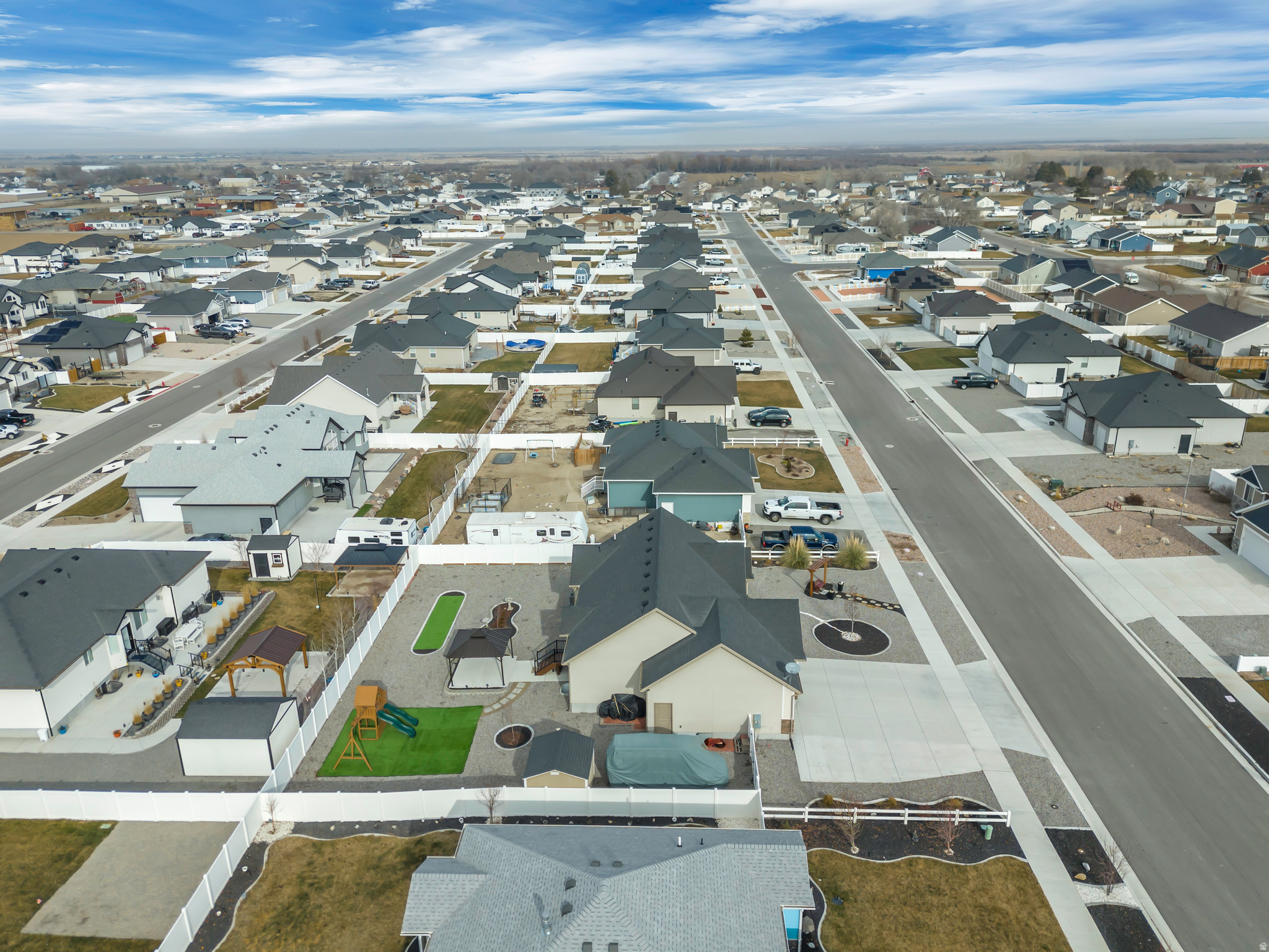 MUSTANG RIDGE - Residential