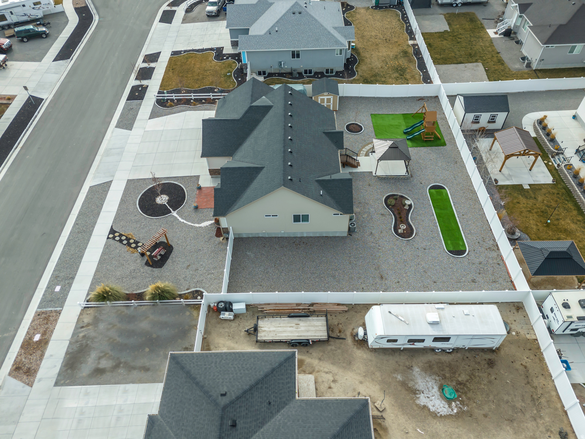 MUSTANG RIDGE - Residential