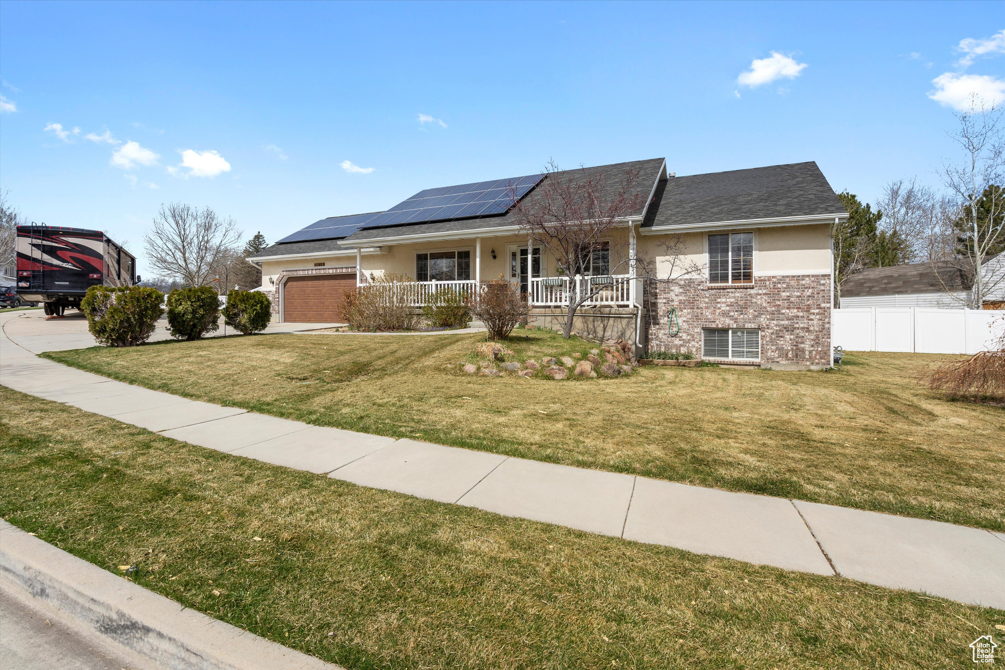5030 Little Water Peak Dr, Riverton, Utah image 1