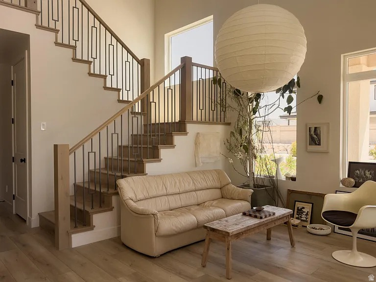 DESERT COLOR AUBURN HILLS PH 13 - Residential