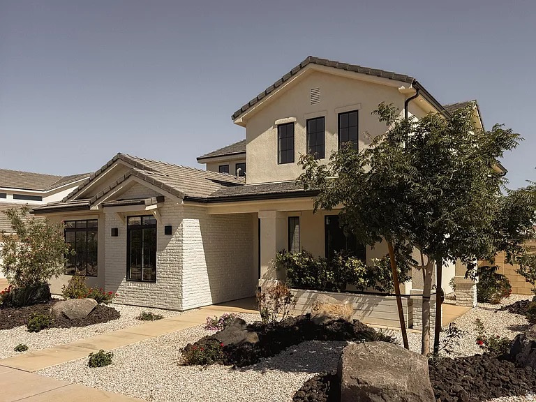 DESERT COLOR AUBURN HILLS PH 13 - Residential