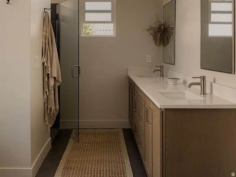 DESERT COLOR AUBURN HILLS PH 13 - Residential