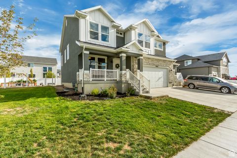 Tiny photo for 4642 N FRISCO PEAK DR E, Eagle Mountain, UT 84005 (MLS # 2059993)