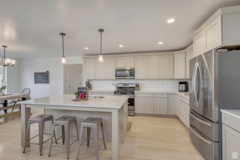 Tiny photo for 4642 N FRISCO PEAK DR E, Eagle Mountain, UT 84005 (MLS # 2059993)