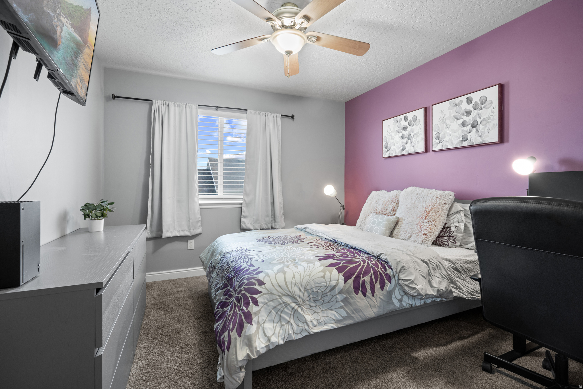 MEADOW VIEW TOWNS - Residential