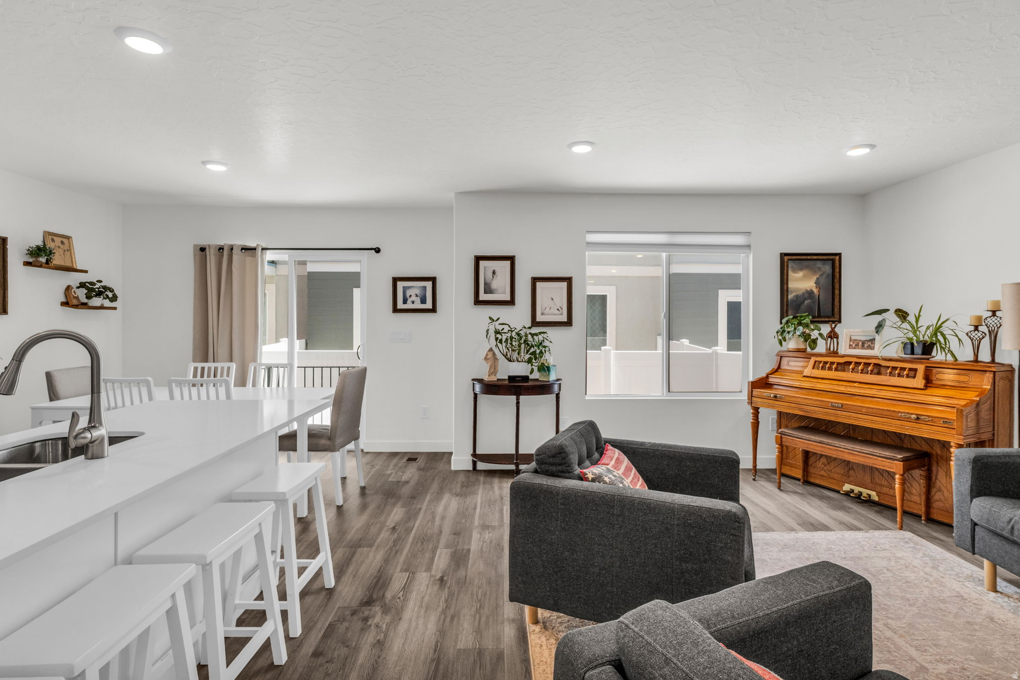 COLD SPRING RANCH - Residential