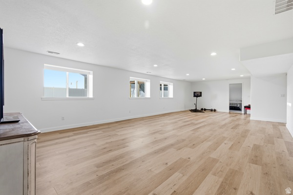 SUNSET MEADOWS - Residential