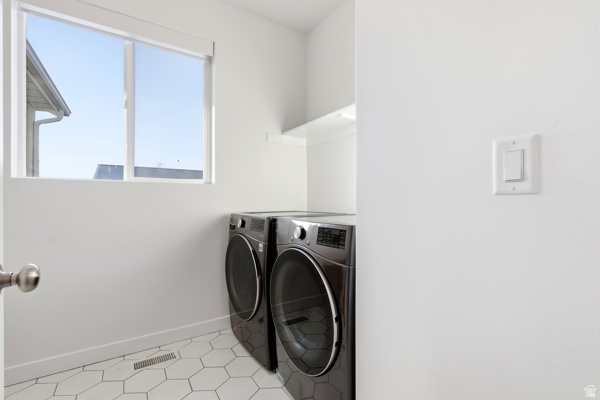 SUNSET MEADOWS - Residential