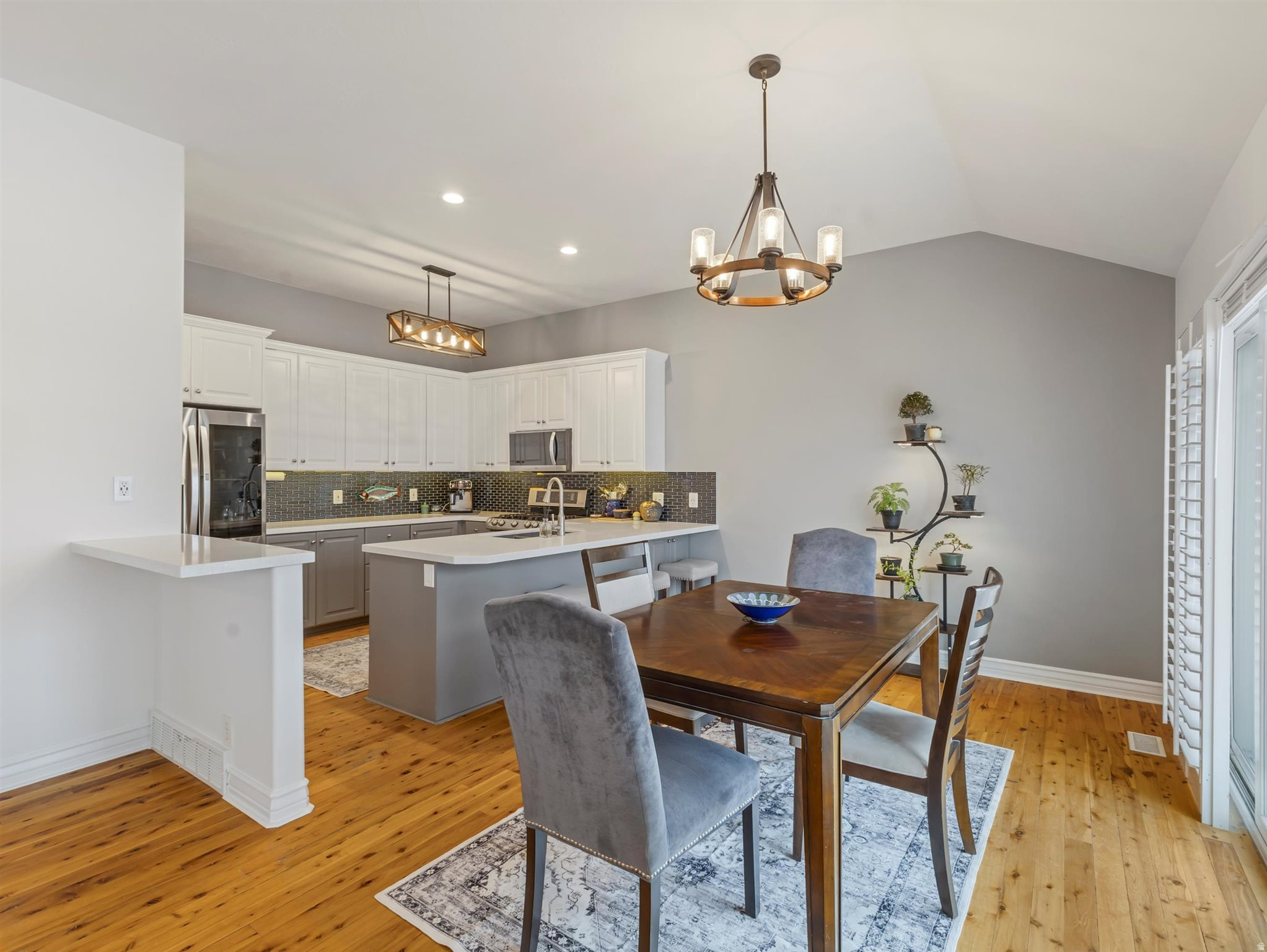 ARCADIA HEIGHTS - Residential