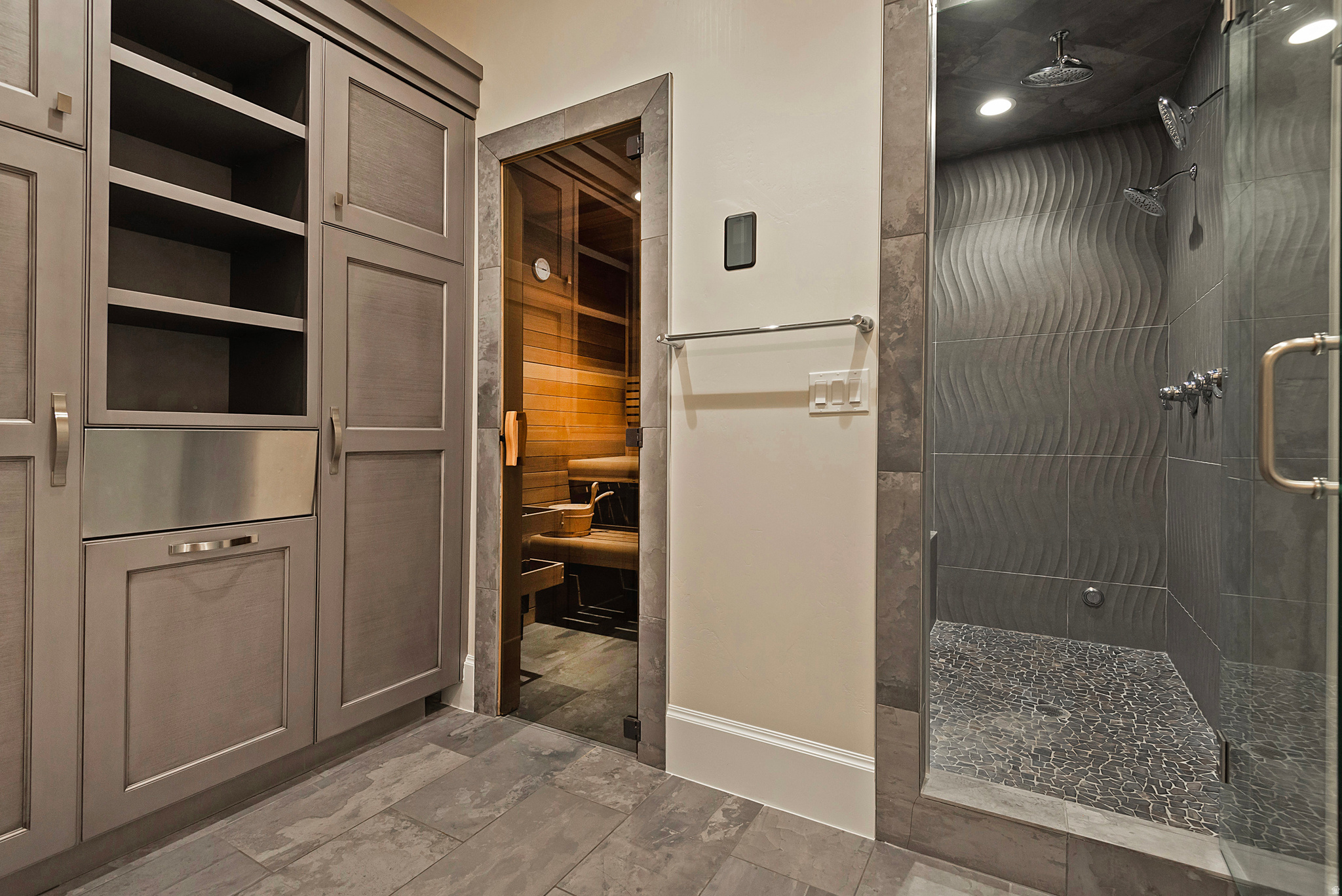 MOYLE ESTATES SUBDV - Residential