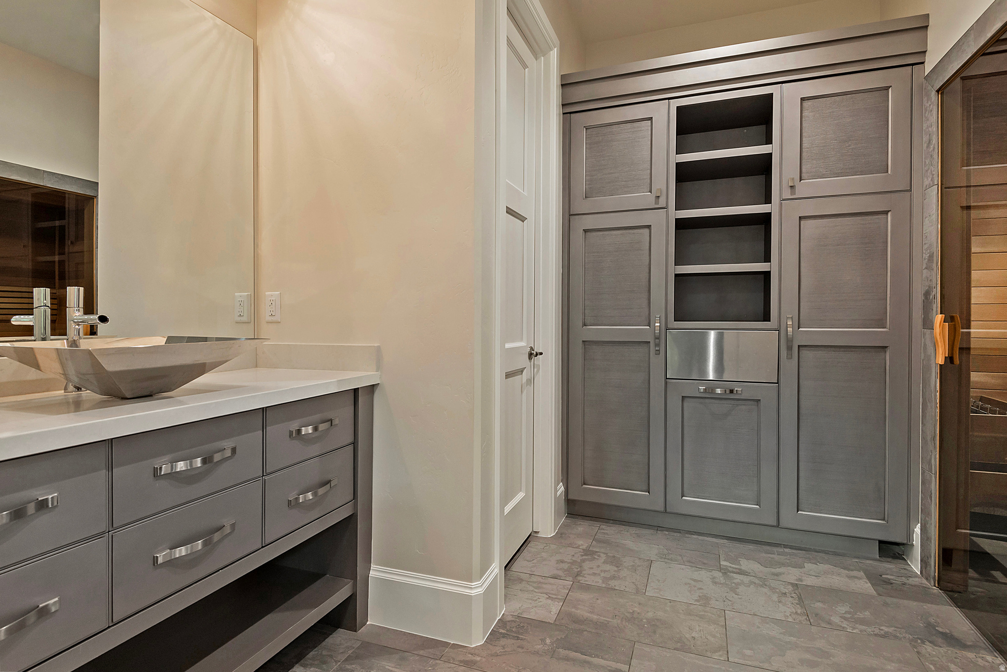 MOYLE ESTATES SUBDV - Residential