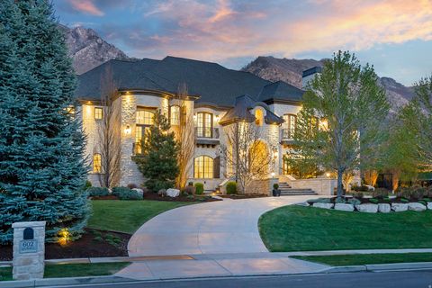 Photo of 602 N QUAIL HOLLOW LN, Alpine, UT 84004 (MLS # 2152623)