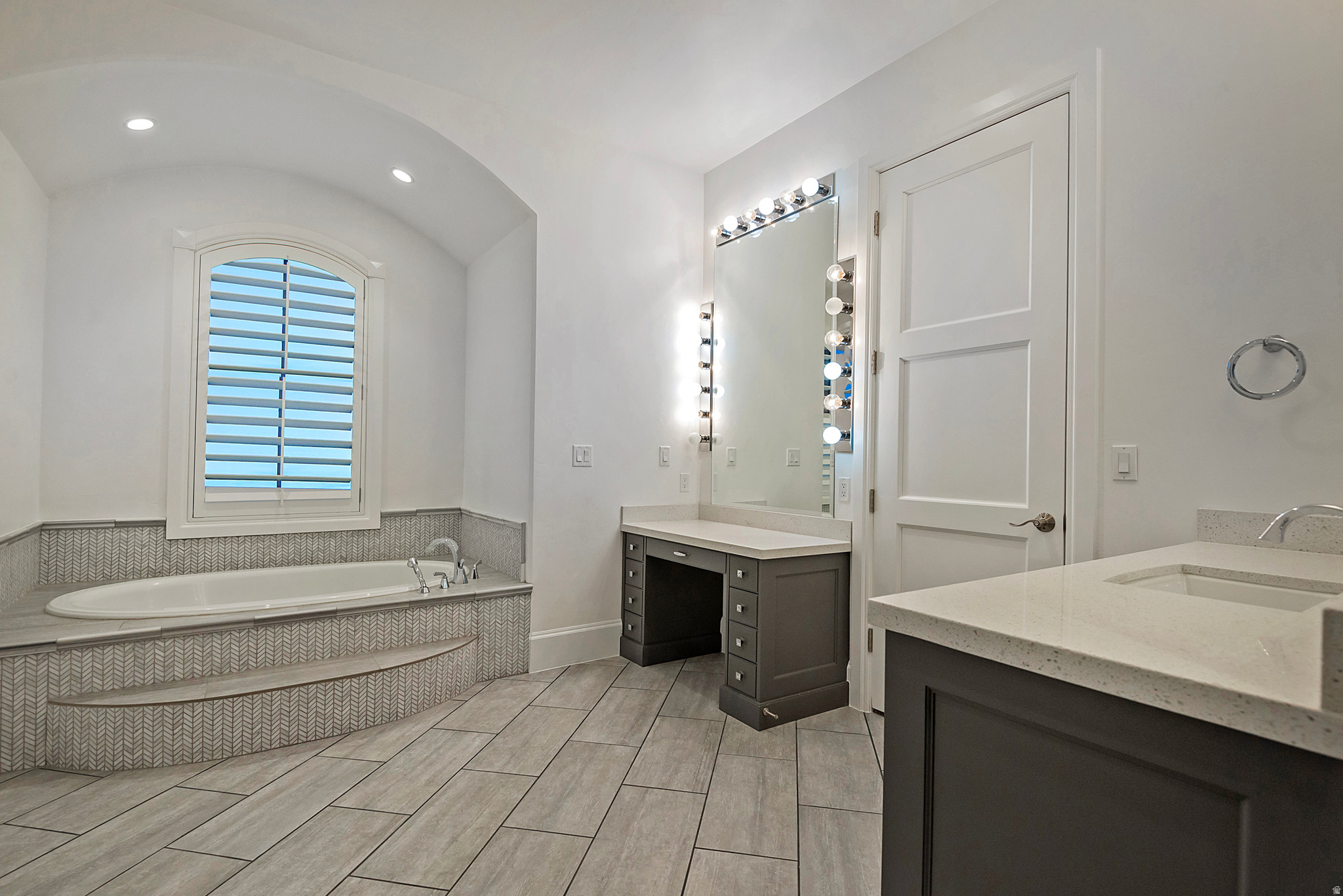 MOYLE ESTATES SUBDV - Residential