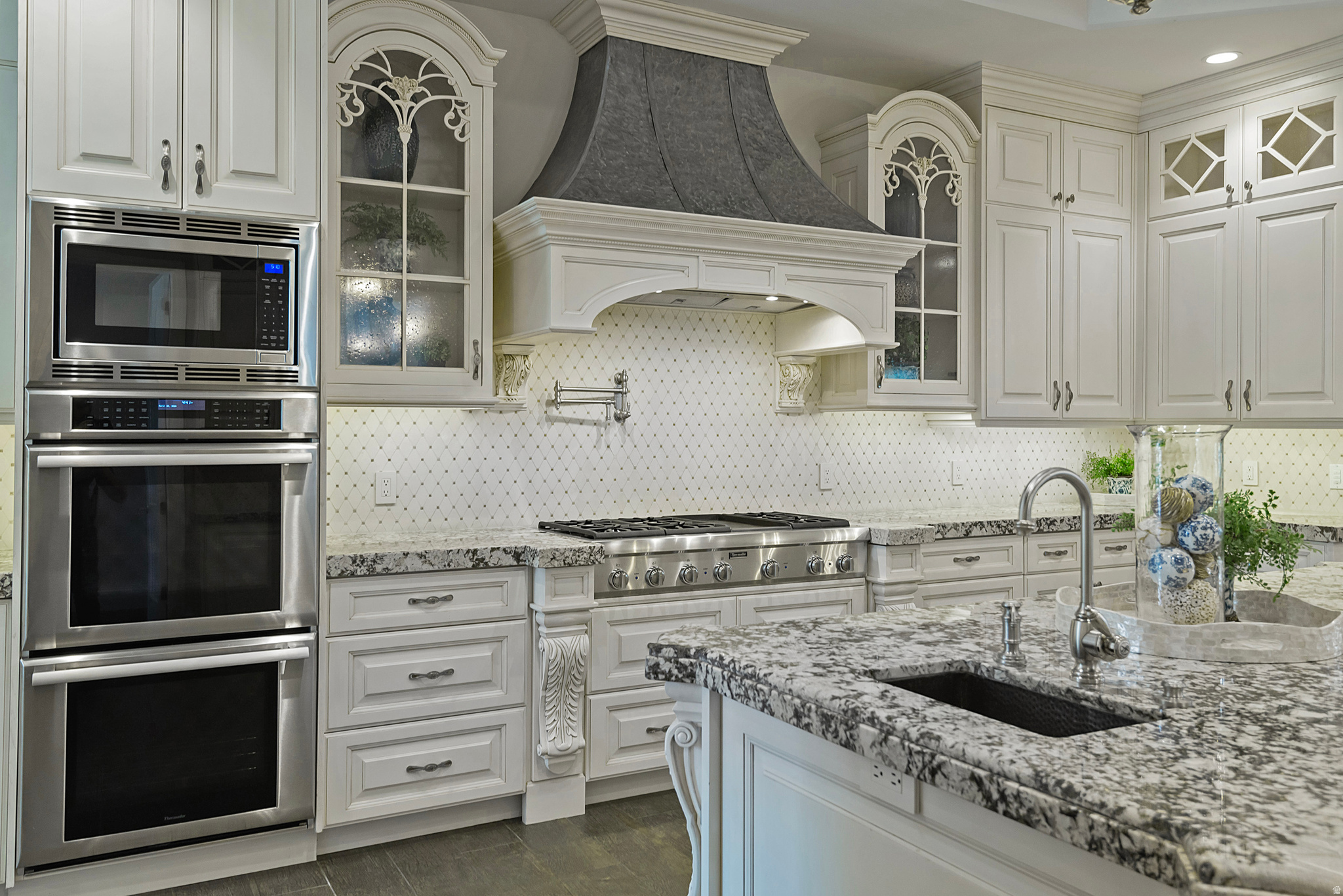 MOYLE ESTATES SUBDV - Residential