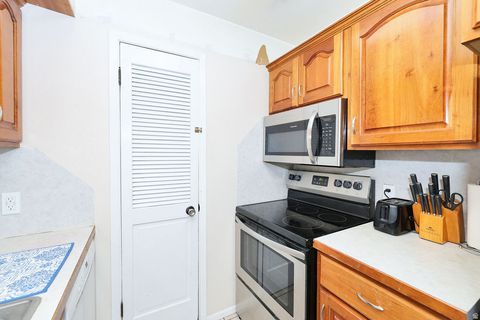 Tiny photo for 5321 S 580 E #F, Murray, UT 84107 (MLS # 2128959)