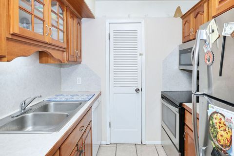 Tiny photo for 5321 S 580 E #F, Murray, UT 84107 (MLS # 2128959)