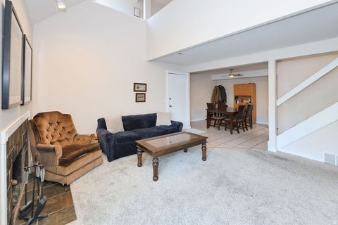 Tiny photo for 5321 S 580 E #F, Murray, UT 84107 (MLS # 2128959)