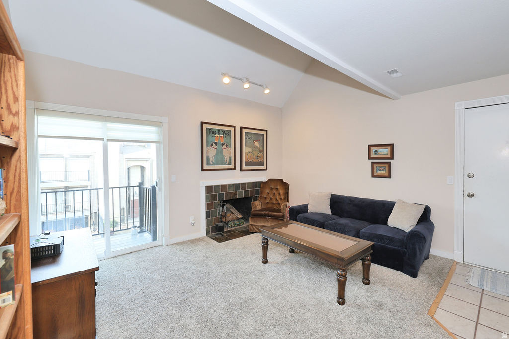 CREEKSIDE - Residential