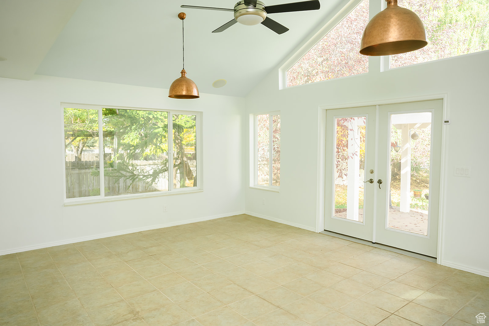 EQUESTRIAN ESTATES - Residential