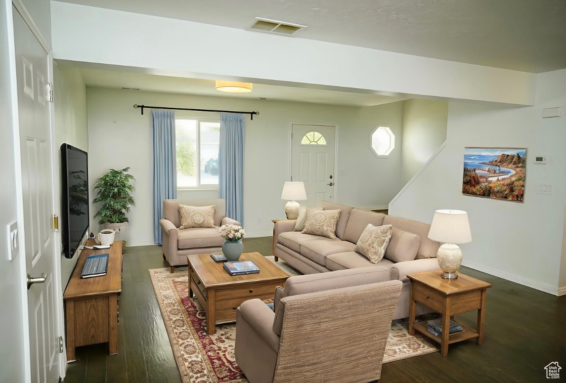 EQUESTRIAN ESTATES - Residential