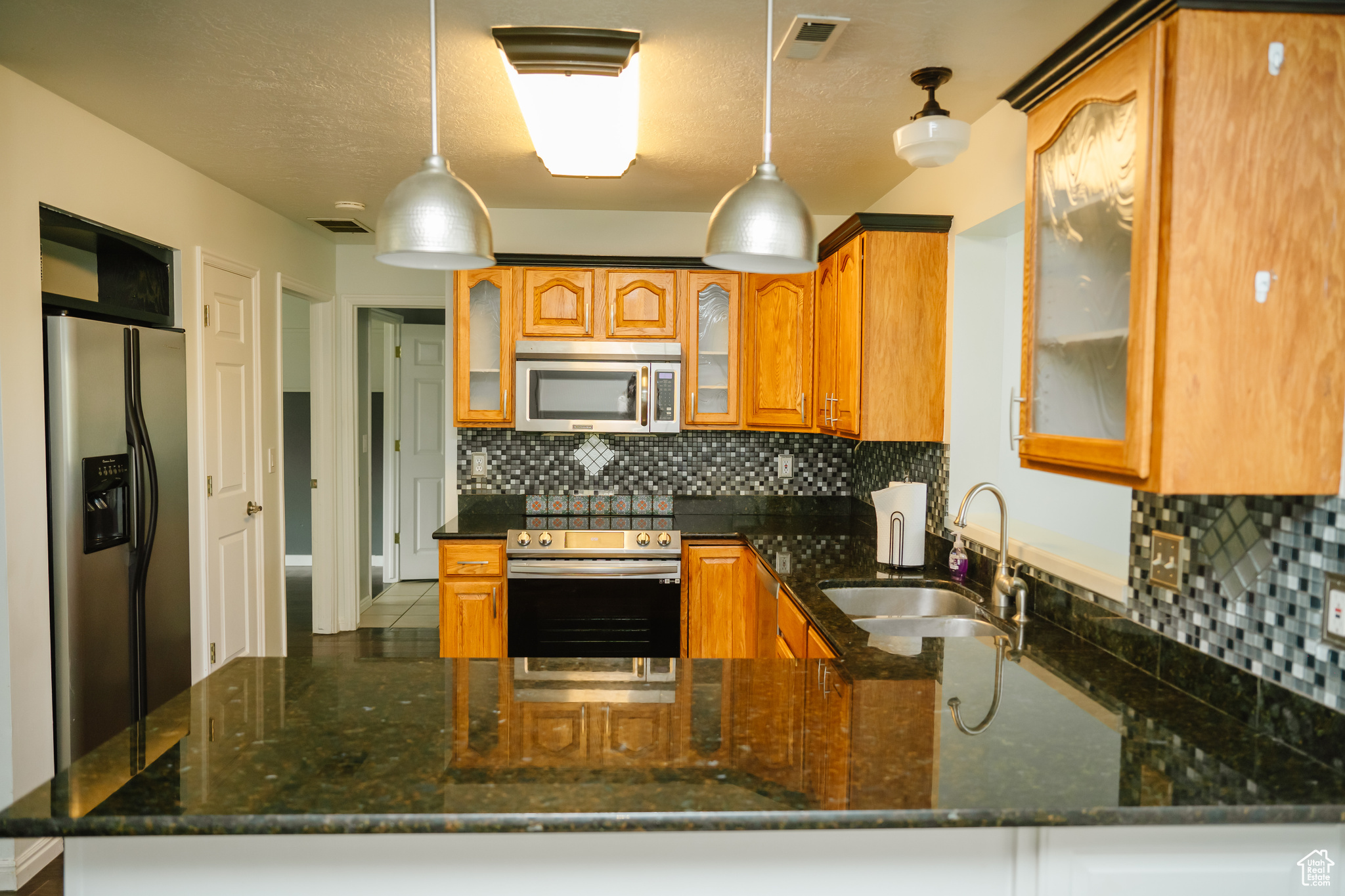 EQUESTRIAN ESTATES - Residential