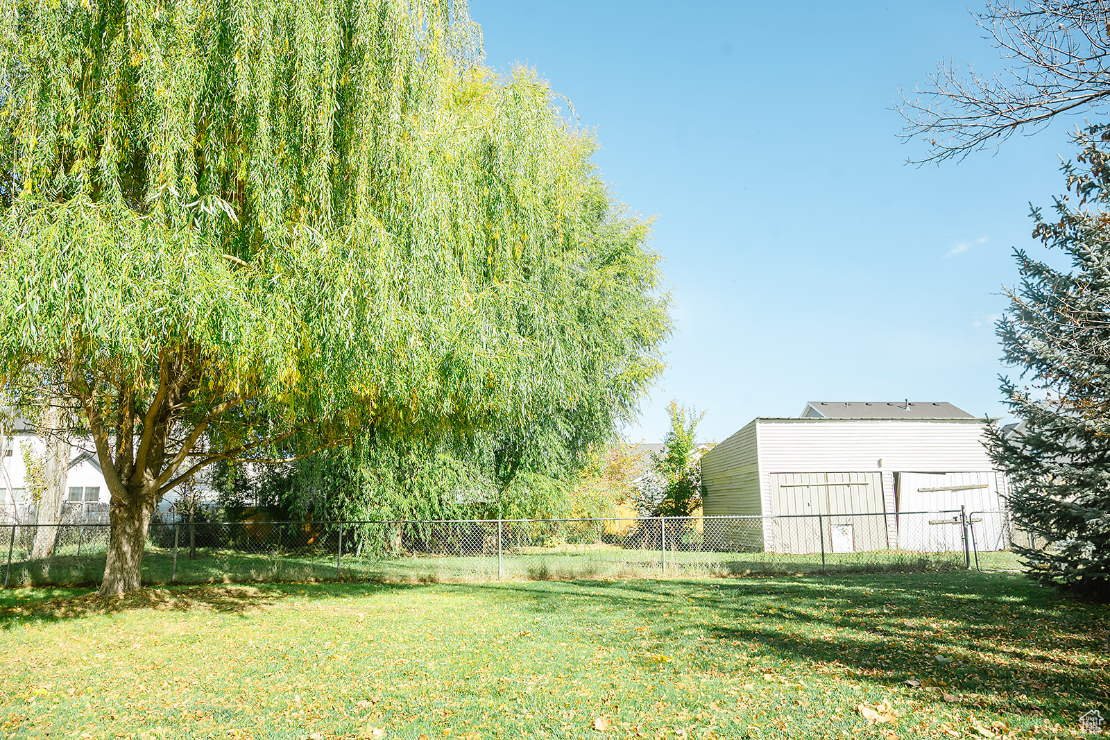 EQUESTRIAN ESTATES - Residential