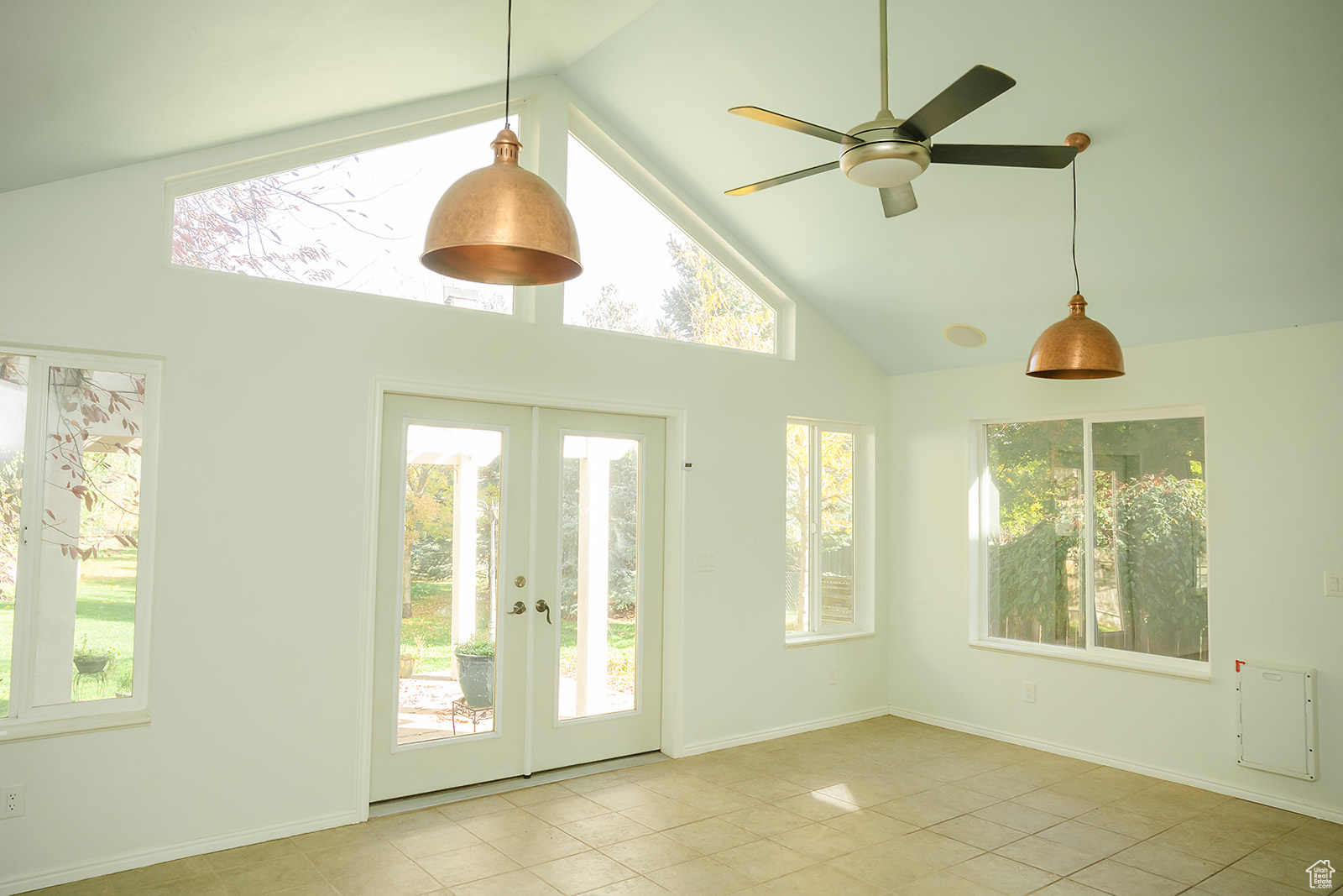 EQUESTRIAN ESTATES - Residential