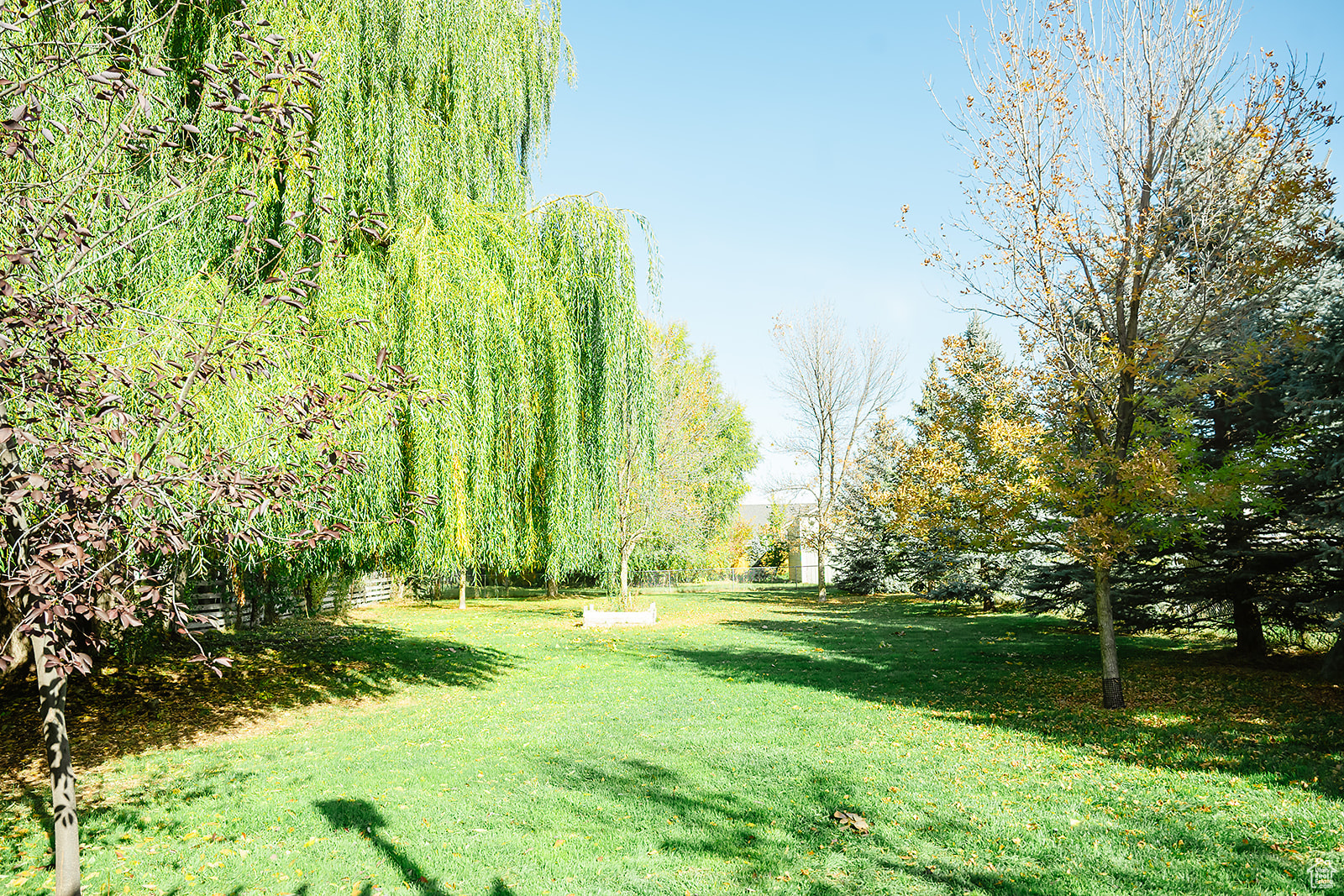 EQUESTRIAN ESTATES - Residential