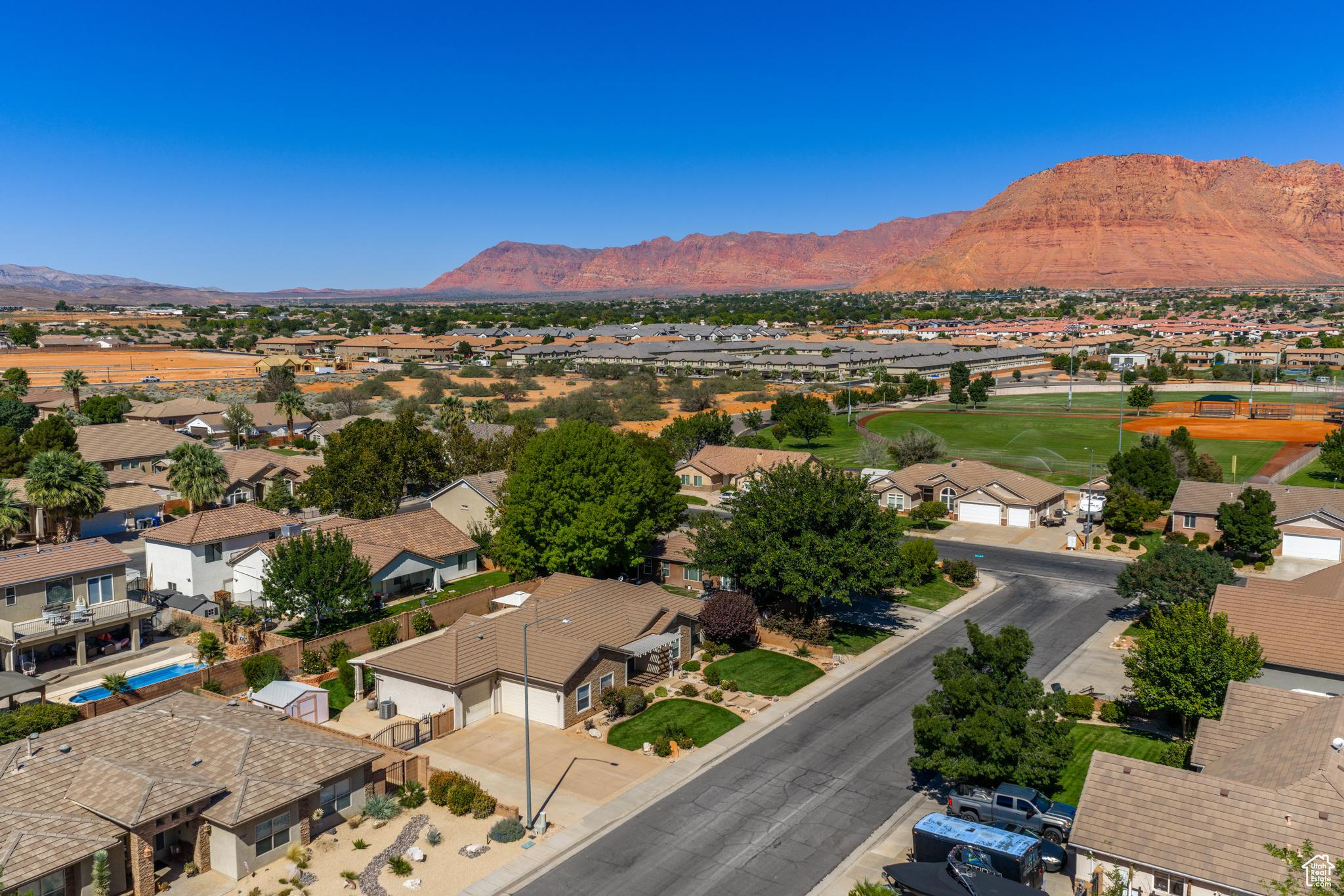 HEIGHTS WEST C - Residential