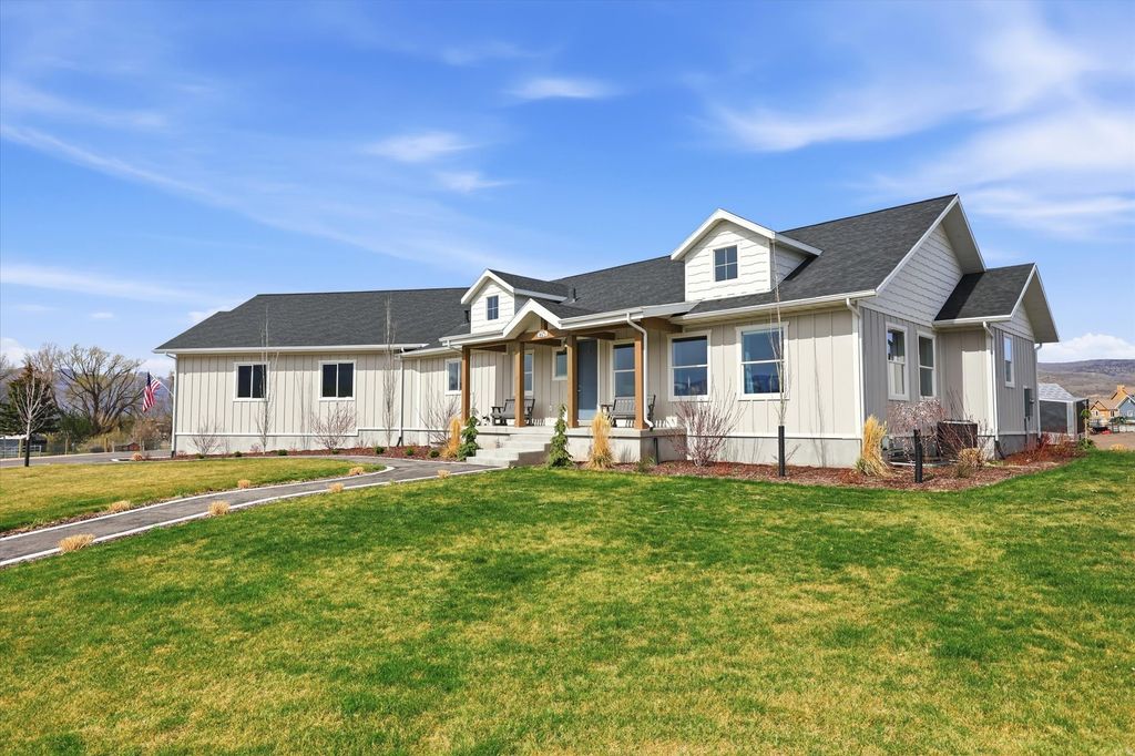 Photo of 3673 E 2170 S, Heber City, UT 84032 (MLS # 2146817)