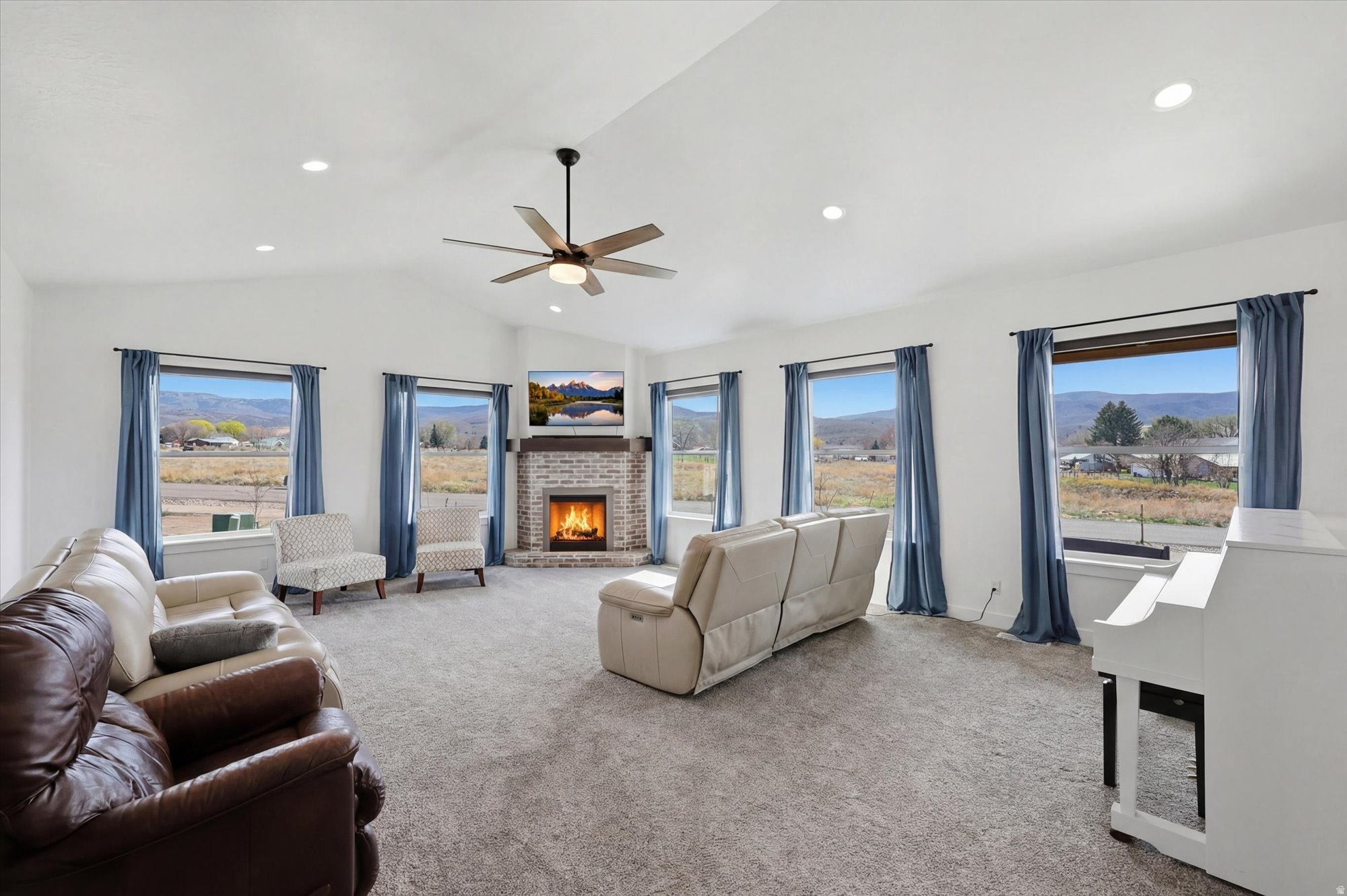 CENTER CREEK MEADOWS PHASE 2 - Residential