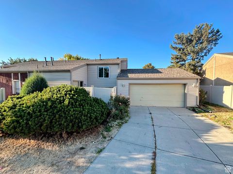 Photo of 1772 E 5725 S, South Ogden, UT 84403 (MLS # 2116448)