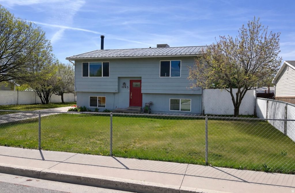 Photo of 1263 W 150 S, Vernal, UT 84078 (MLS # 2149111)