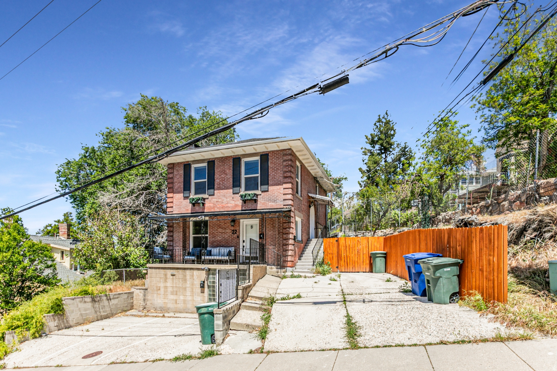BLK 012 E - Residential Income