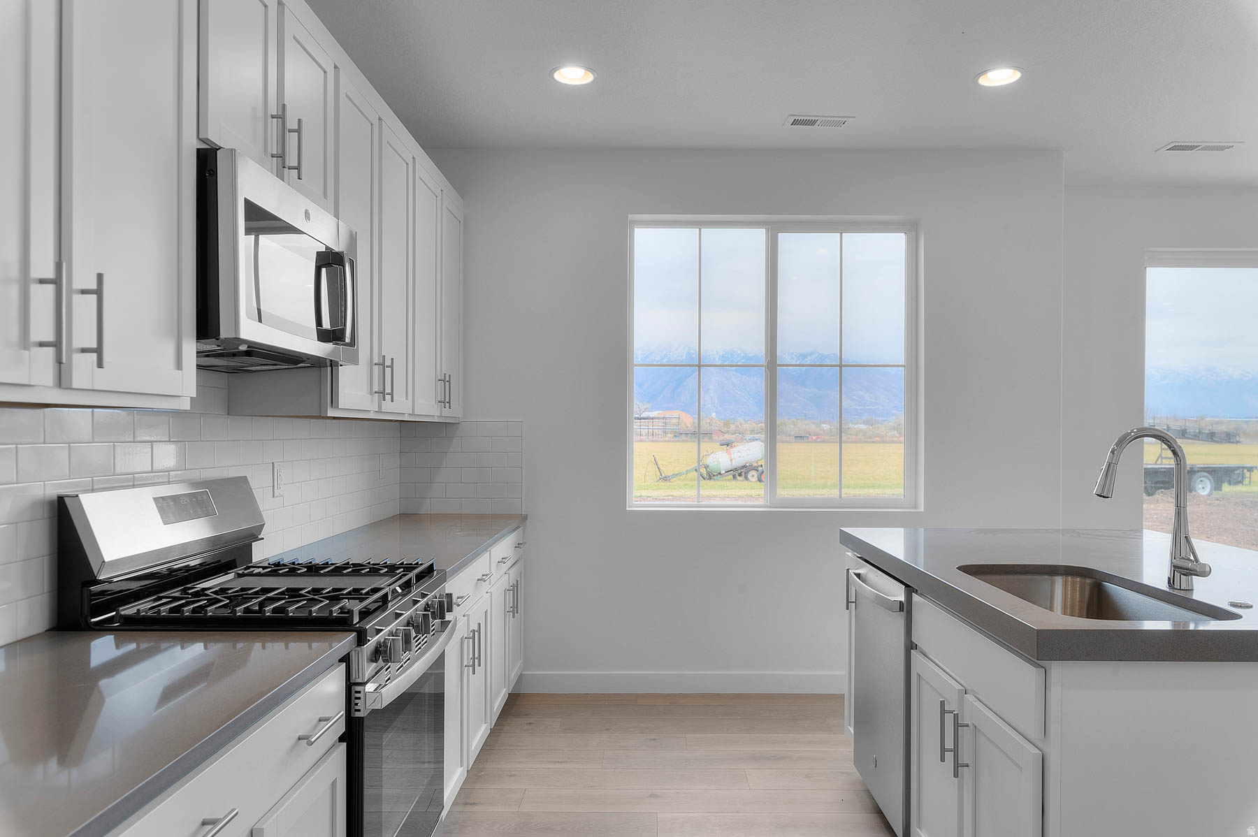 FAIRHAVEN 430 - Residential