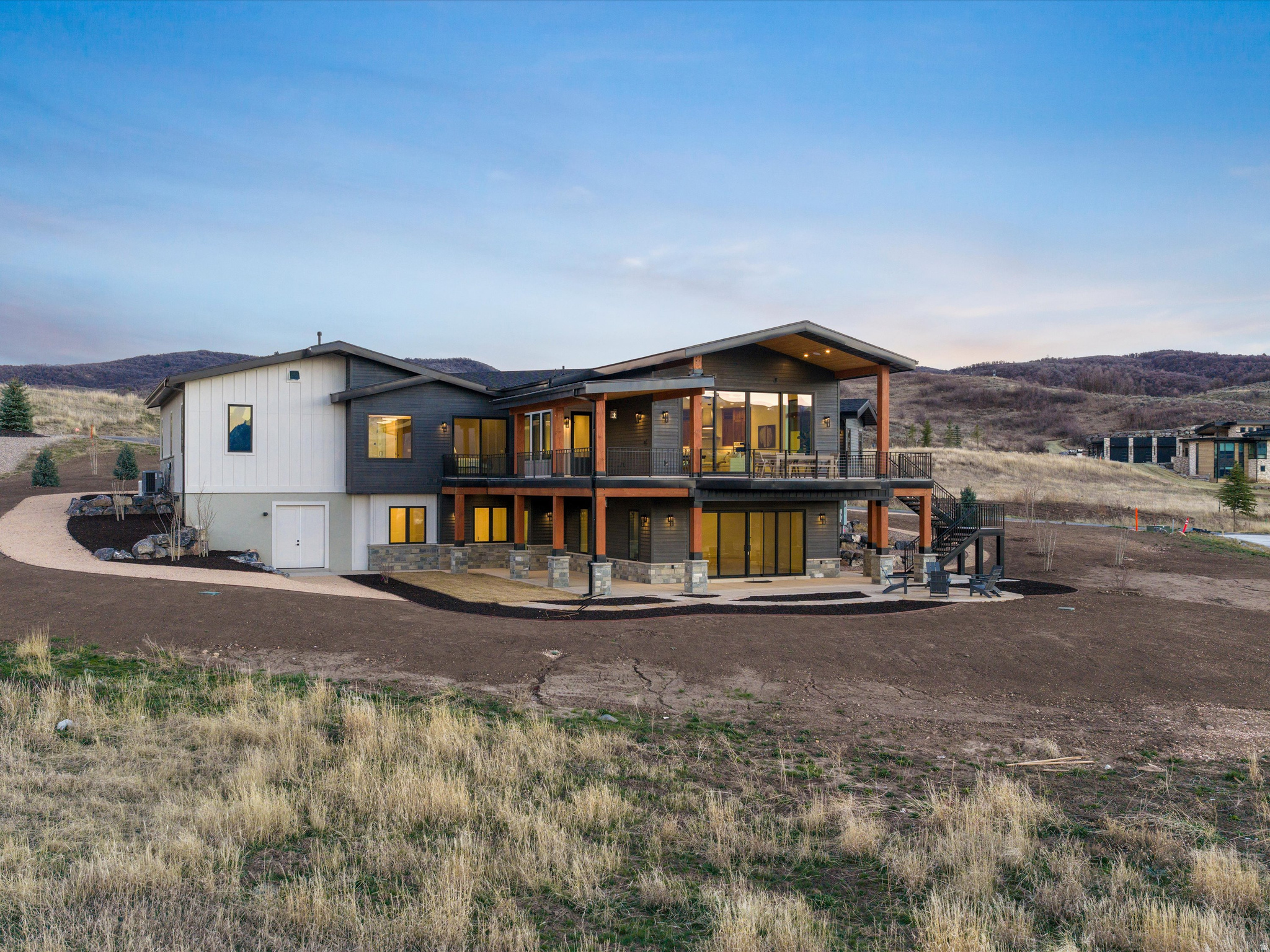 TRAPPER'S CROSSING - Residential