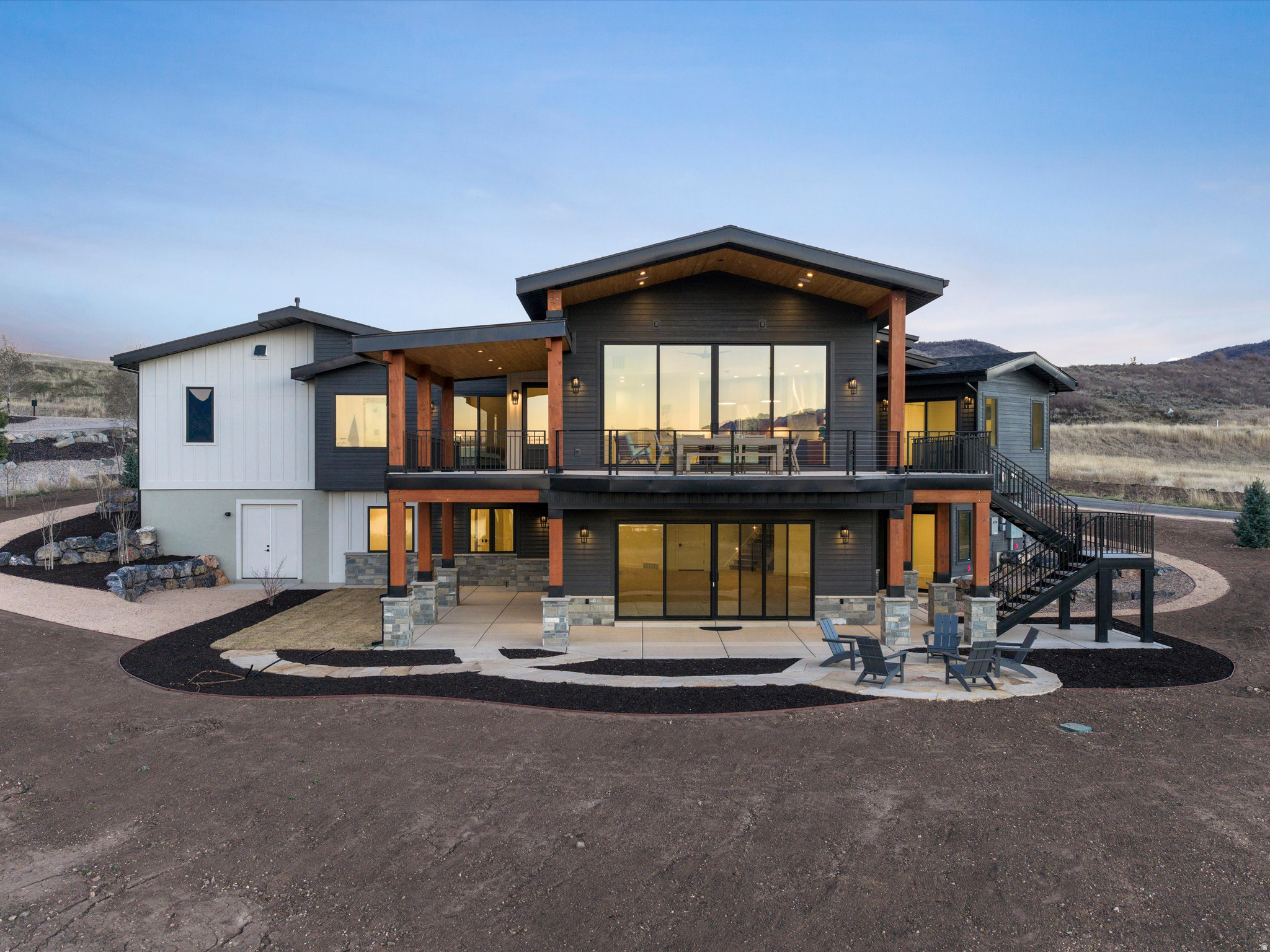 TRAPPER'S CROSSING - Residential