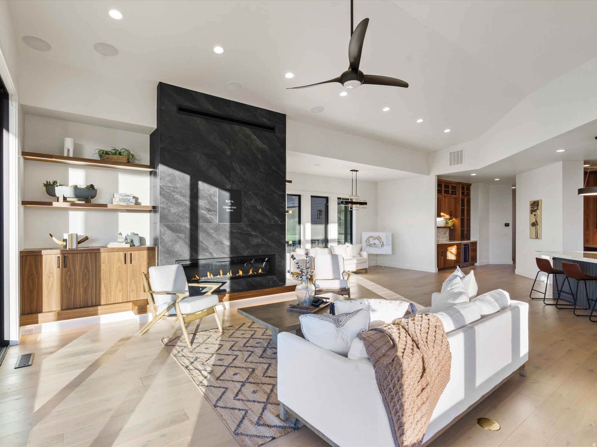 TRAPPER'S CROSSING - Residential