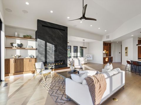 Tiny photo for 7554 E DOGWOOD DR, Huntsville, UT 84317 (MLS # 2145443)