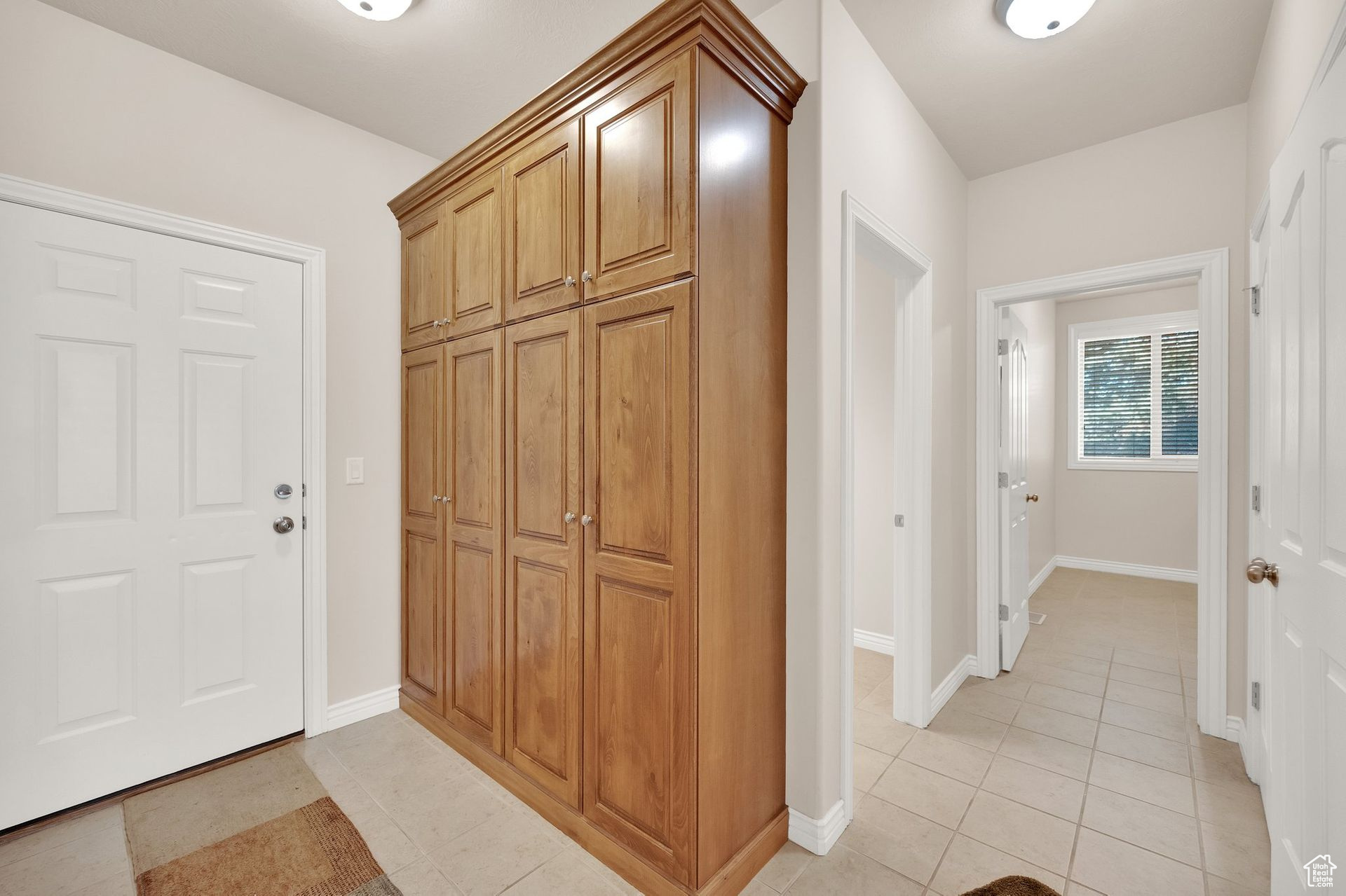 8215 Rossett Green Ln, Sandy, Utah image 23