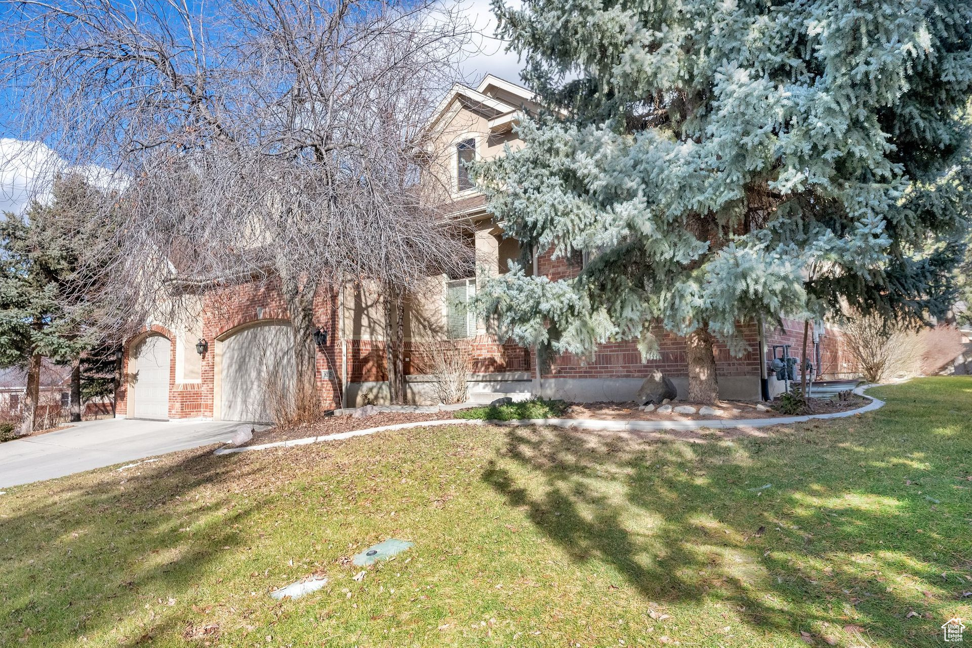 8215 Rossett Green Ln, Sandy, Utah image 2