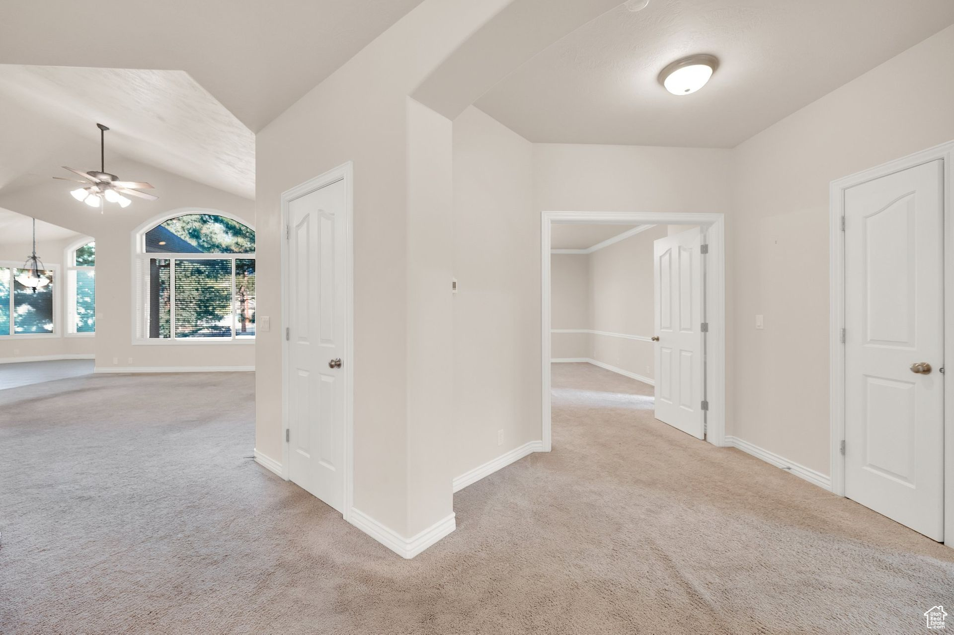 8215 Rossett Green Ln, Sandy, Utah image 6