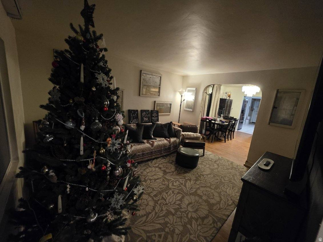 POPLAR PLACE - Residential