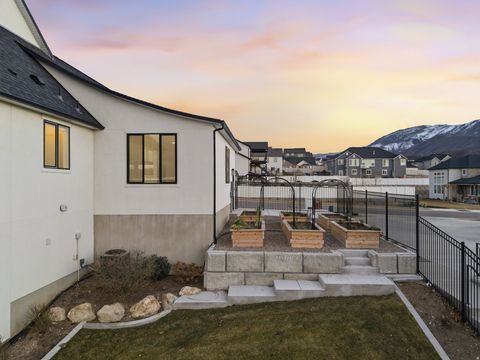 Tiny photo for 194 W MEADOW LARK LN, Elk Ridge, UT 84651 (MLS # 2145763)